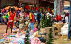 Les rues de Bangui encombrées par des jouets à quelques heures du réveillon de Noël