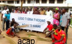 Des ex-combattants mettent la propreté à l'Hôpital de l'Amitié à Bangui