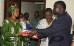 Remise d’un lot d’équipements sportifs aux arbitres de la ligue de football de Bangui.