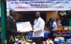 Remise des équipements sportifs aux responsables de football de Centrafrique