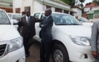 Le ministre Aristide Sokambi réceptionne seize véhicules destinés aux Préfets