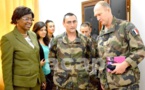 L’entretien du ministre de la Communication et de la Réconciliation Nationale, Mme Antoinette Montaigne née Moussa avec le Chef d’Etat major de l’opération sangaris
