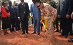 La Présidente de Transition, Catherine Samba-Panza lance les travaux THIMO dans le 6ème arrondissement de Bangui