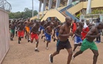 1 800 jeunes Centrafricains passent les tests physiques et médicaux en vue d'une formation militaire en Ouganda