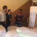 rEMISE DE  Médicament au MINI -SANTE  par AMB EGYPTE 16-11-05 021.jpg