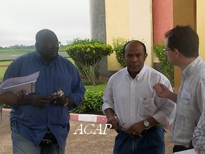 Joseph Benamse, correspondant des Agence Irin et BBC, Jean-Carles Déi du Pam et Maurizio Giuliano de Ocha (Ph. Yaka Maïde, Acap).jpg